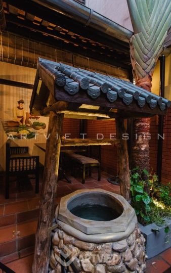 Nội thất nhà hàng Lang Liêu - Giếng nước