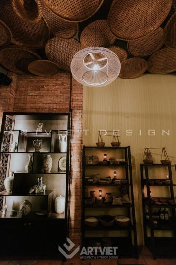 Nội thất nhà hàng Lang Liêu - kệ trang trí 2