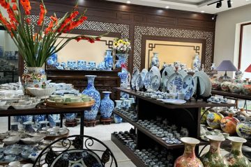 Thi công nội thất cửa hàng gốm sứ Hoà Lan – Bát Tràng