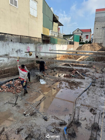 Thi công biệt thự Tình Quang Long biên - khởi công, đào móng, bể - 9