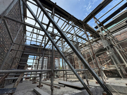 Thi công biệt thự Tình Quang Long biên - tầng 2 - 11