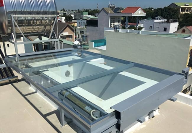 Giếng trời mái che tự động