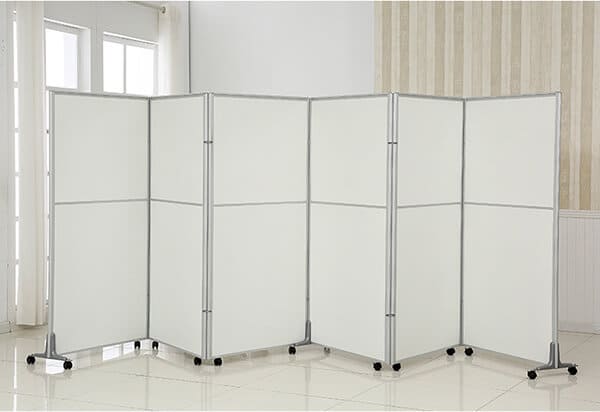 Vách ngăn di động có bánh xe